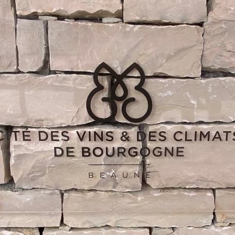 1ère pierre Beaune