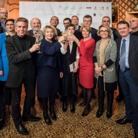 Signature de la convention cadre